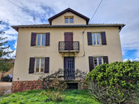 houses and homes for sale inLa Chapelle-de-GuinchaySaône-et-Loire Burgundy