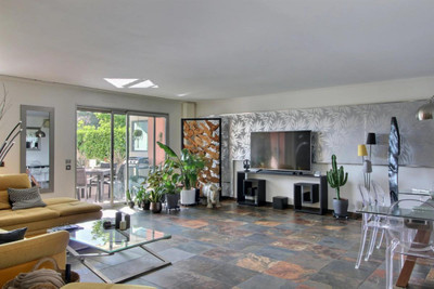 French property for sale in Antibes, Alpes-Maritimes - €620,000 - photo 3