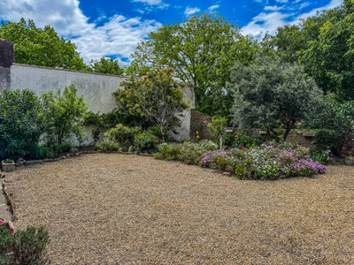 French property for sale in Neffiès, Hérault - €399,950 - photo 3