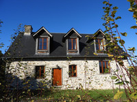 Maison à vendre à Condat-sur-Ganaveix, Corrèze - 256 800 € - photo 1