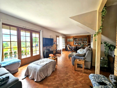 French property for sale in Quinssaines, Allier - €237,500 - photo 2