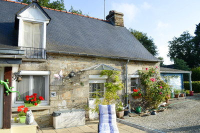 Maison à vendre à LA MOTTE, Côtes-d'Armor, Bretagne, avec Leggett Immobilier