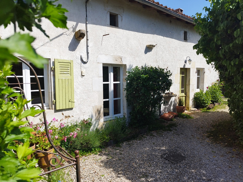 Propriété à vendre à Genouillé, Vienne - 167 400 €