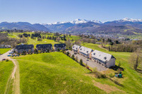 Commerce à vendre à Bagnères-de-Bigorre, Hautes-Pyrénées - 7.208.000 € - photo 1