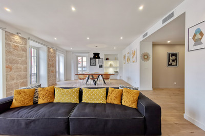French property for sale in Nice, Alpes-Maritimes - €1,040,000 - photo 1