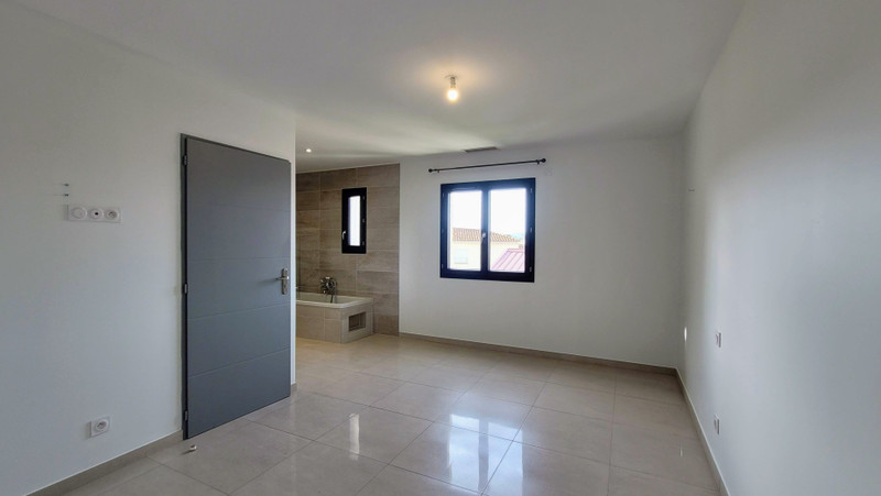 French property for sale in Villeneuve-de-la-Raho, Pyrénées-Orientales - €680,000 - photo 6