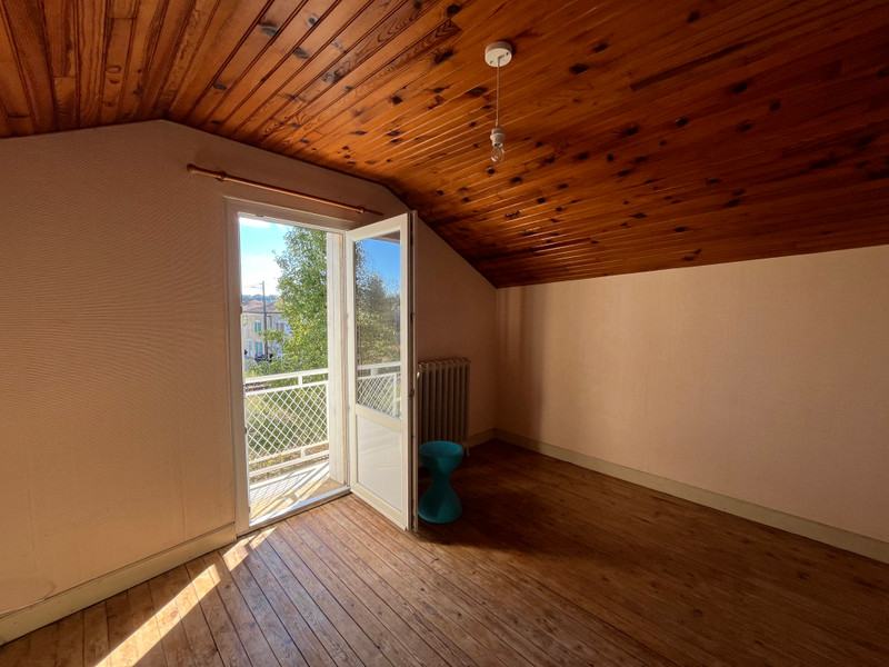 French property for sale in Pineuilh, Gironde - €127,500 - photo 4