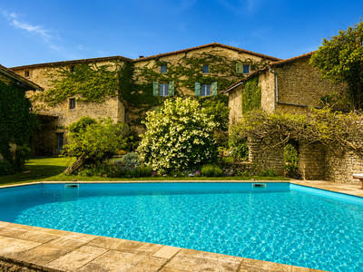 house for sale in Deux-Sèvres
