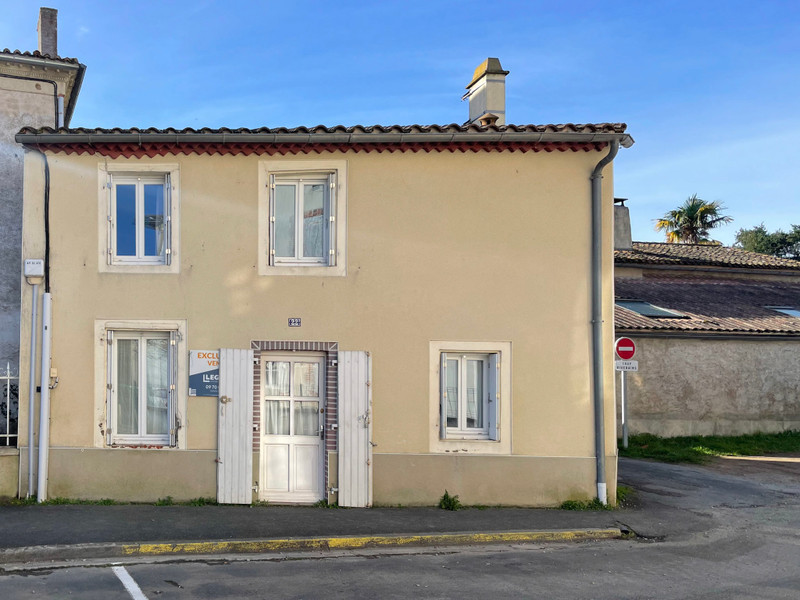 Maison à vendre à Argentonnay, Deux-Sèvres - 77 000 € - photo 1