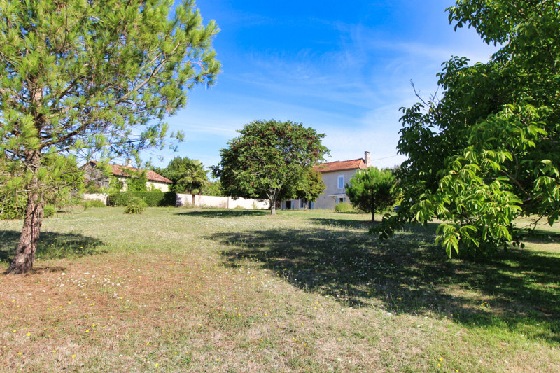 French property for sale in Verteillac, Dordogne - €147,150 - photo 1