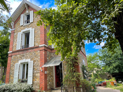 Maison à vendre à Beauchamp, Val-d'Oise, Île-de-France, avec Leggett Immobilier