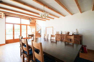 French property for sale in Chives, Charente-Maritime - €249,000 - photo 3