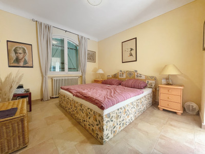 French property for sale in Saint-Paul-en-Forêt, Var - €679,000 - photo 6