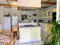 Maison à vendre à Pérignac, Charente - 199 800 € - photo 4