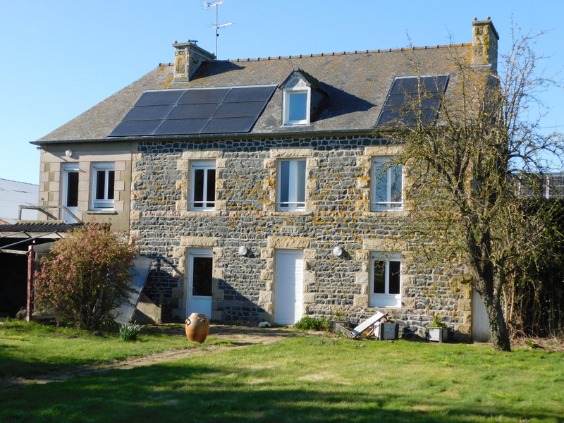 Maison à vendre à Plurien, Côtes-d'Armor - 373 500 € - photo 1
