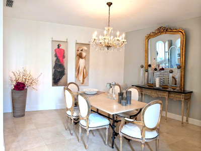 French property for sale in Avignon, Vaucluse - €530,000 - photo 2