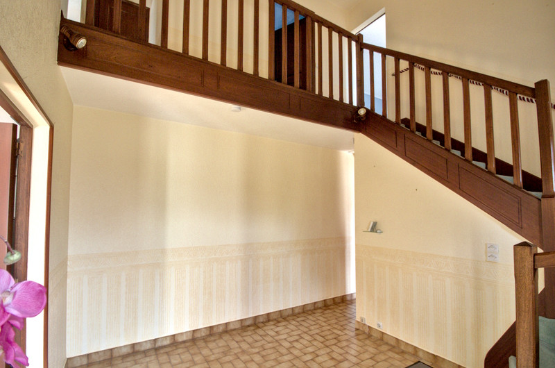 French property for sale in Bayeux, Calvados - €381,600 - photo 5