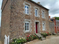 Private parking for sale in Guilliers Morbihan Brittany