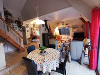 Maison à vendre à Cerizay, Deux-Sèvres - 937.500 € - photo 8