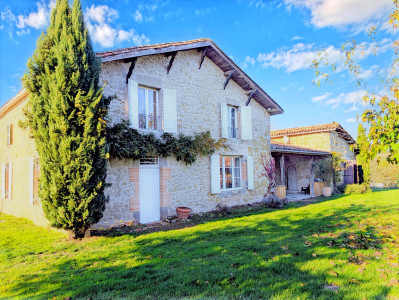 Maison à vendre à Fauillet, Lot-et-Garonne, Aquitaine, avec Leggett Immobilier