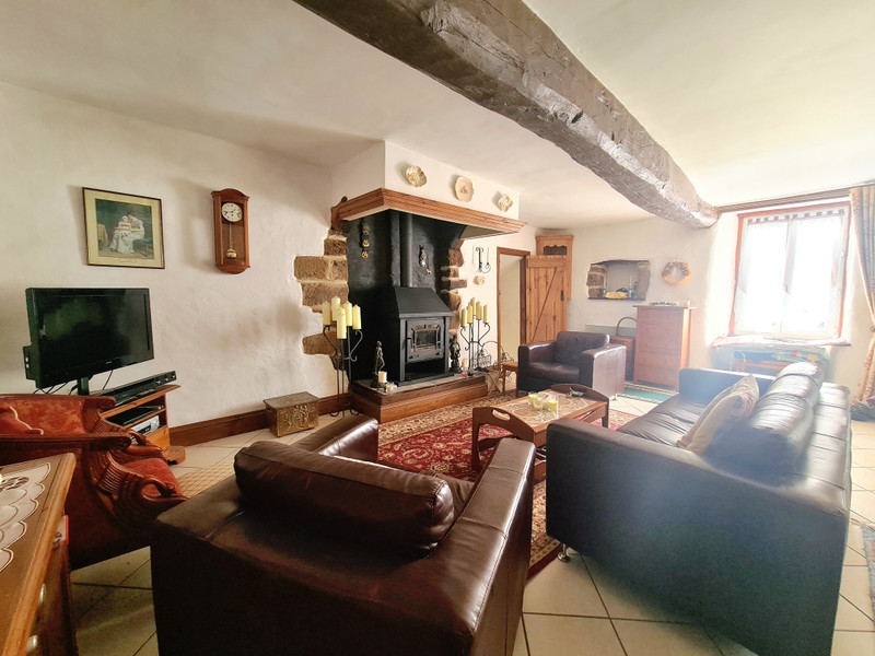 French property for sale in Saint-Fraimbault, Orne - €189,000 - photo 2