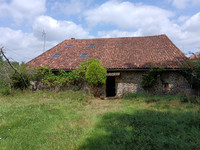 Maison à vendre à Alloue, Charente - 66.600 € - photo 3