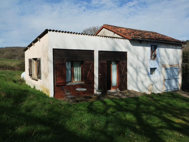 French property for sale in Jouhet, Vienne - €183,600 - photo 7