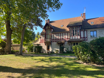 French property for sale in Cergy, Val-d'Oise - €3,900,000 - photo 3