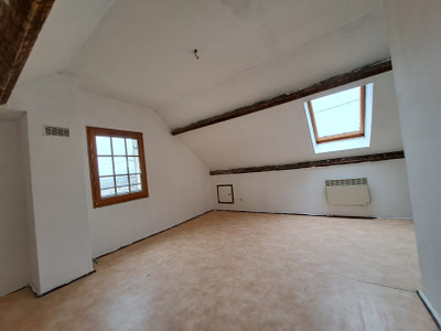 French property for sale in Vaumas, Allier - €99,660 - photo 8