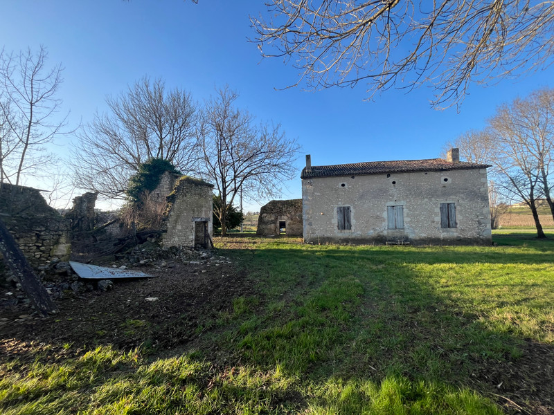 French property for sale in Margueron, Gironde - €99,000 - photo 7