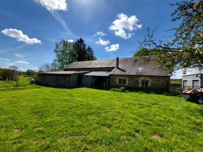 French property for sale in Savigny-le-Vieux, Manche - €188,896 - photo 1