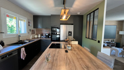 French property for sale in Saint-Laurent-des-Arbres, Gard - €395,000 - photo 10