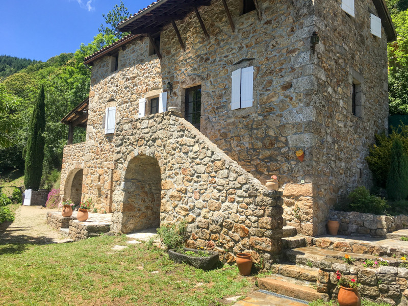 Maison à vendre à Juvinas, Ardèche - 320.000 € - photo 1