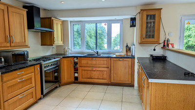 French property for sale in Langoëlan, Morbihan - €267,500 - photo 4