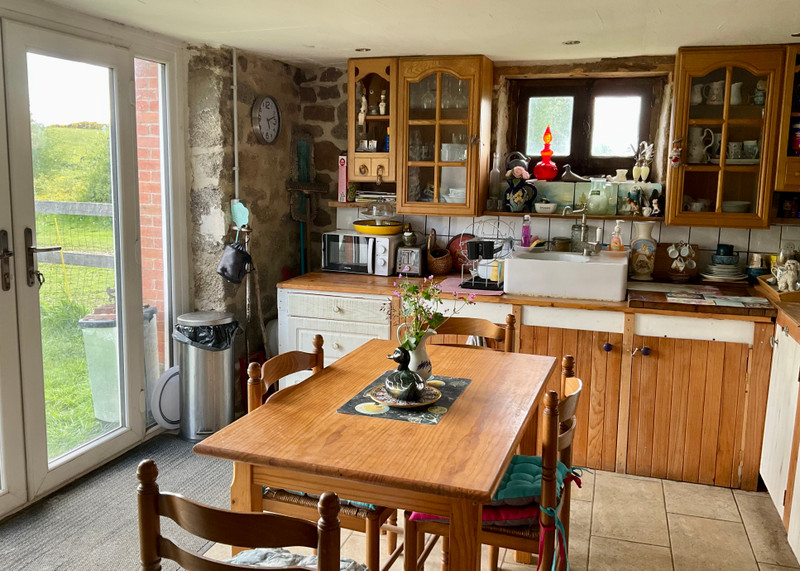 French property for sale in Mérinchal, Creuse - €333,900 - photo 9