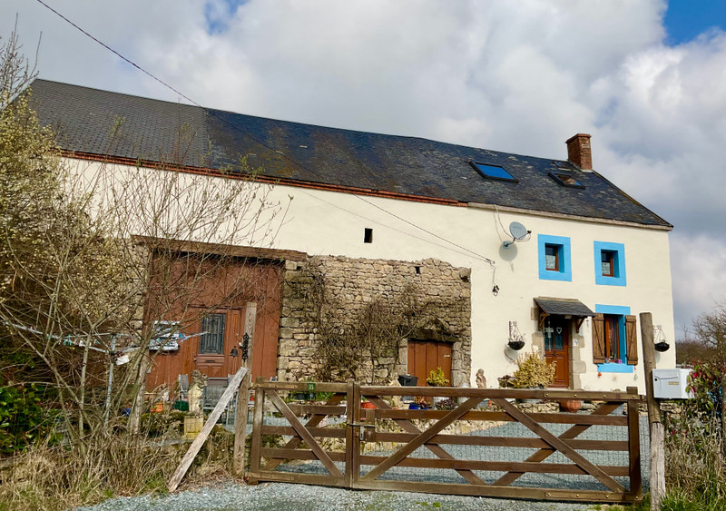 Maison à vendre à Domeyrot, Creuse - 199.260 € - photo 1