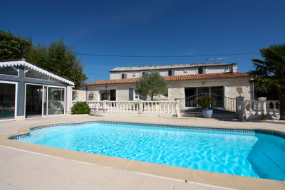 Maison à vendre à Varaize, Charente-Maritime, Poitou-Charentes, avec Leggett Immobilier