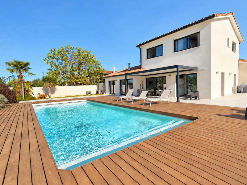 French property for sale in Estancarbon, Haute-Garonne - €449,000 - photo 0