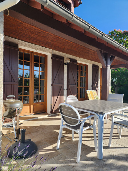 French property for sale in Vayrac, Lot - €284,990 - photo 2