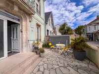 Propriété à vendre à Châtelaillon-Plage, Charente-Maritime - 749 000 € - photo n°1