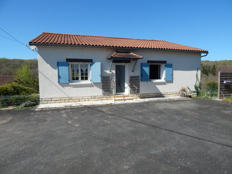 Maison à vendre à La Rochebeaucourt-et-Argentine, Dordogne - 160.000 € - photo 1