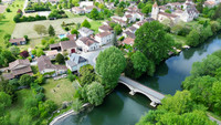 Propriété à vendre à Bonnes, Charente - 687 940 € - photo n°1