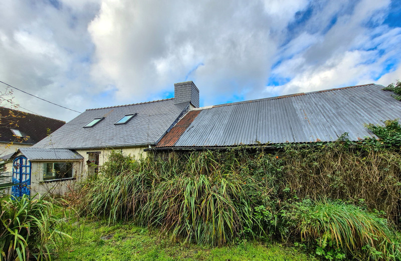 French property for sale in Trébrivan, Côtes-d'Armor - €93,500 - photo 1