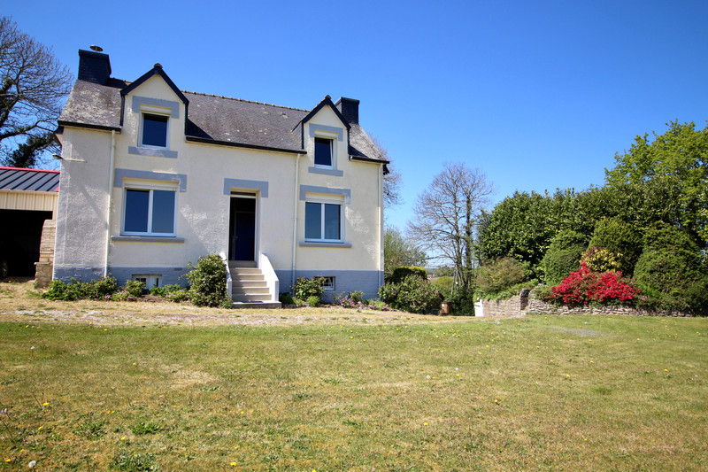 French property for sale in Roudouallec, Morbihan - &#8364;199,800 - photo 2