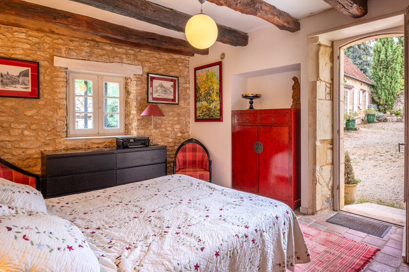 French property for sale in Savignac-de-Miremont, Dordogne - €950,000 - photo 4