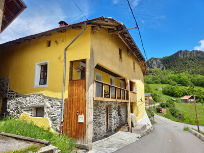 Maison à vendre à Notre-Dame-du-Pré, Savoie, Rhône-Alpes, avec Leggett Immobilier