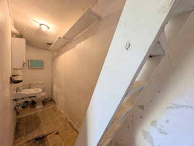 French property for sale in Nyons, Drôme - €140,000 - photo 4
