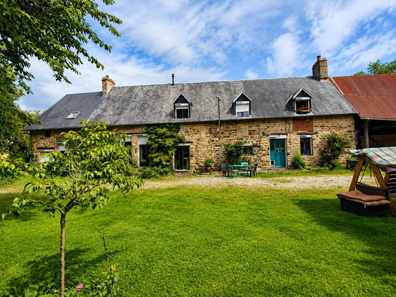 French property for sale in Barenton, Manche - €195,700 - photo 1