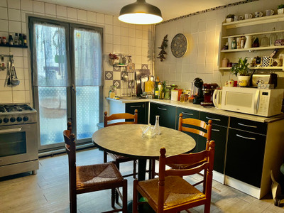 French property for sale in Chinon, Indre-et-Loire - €277,000 - photo 9