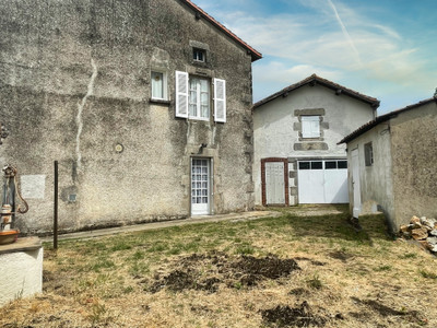 French property for sale in Val d'Issoire, Haute-Vienne - €88,000 - photo 1